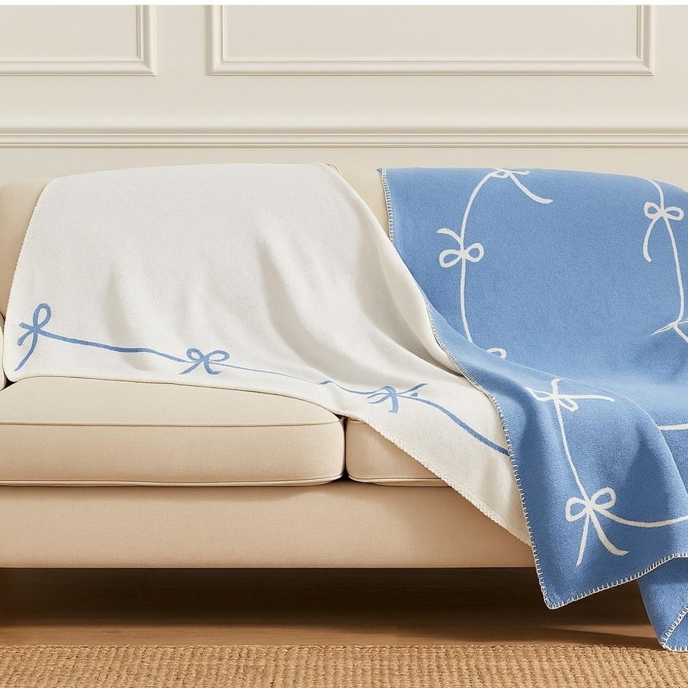 Shabby Chic Decorative Throw Blanket White Blue Bows Accent 50"‎ x 70" Cottage